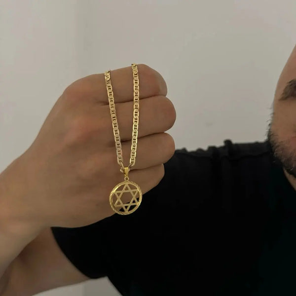 Cadena De Caballero De Tejido Escalera Con Destellos + Dije De La Estrella De David