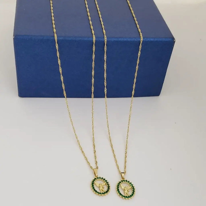 Cadenas De Parejas De Tejido Singapur De 1mm De Grosor + Dijes De San Miguel. (Cadena De Dama De 40cm, Cadena De Caballero De 50cm)