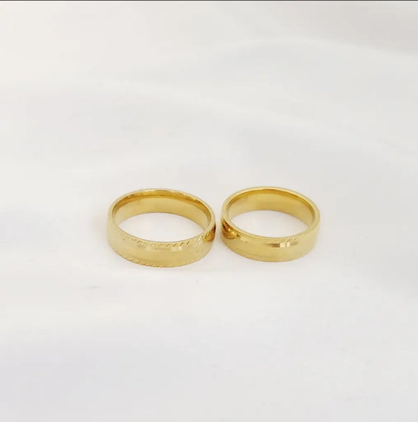 Par De Argollas De Matrimonio De Diseño De Marcado Corto