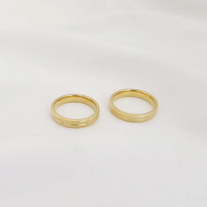 Par De Argollas De Matrimonio De Diseño Delgado De Líneas 